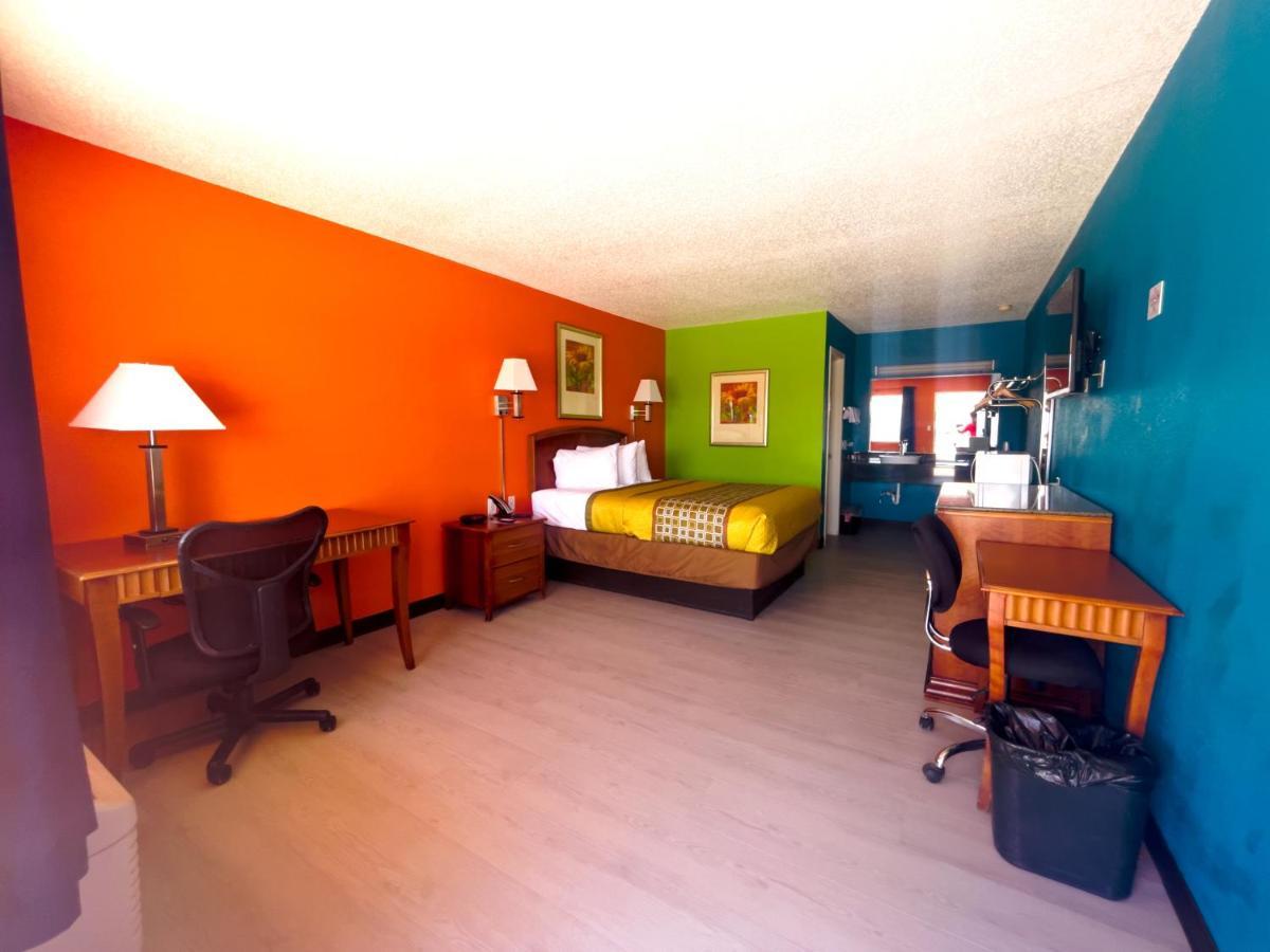 Morning Star Inn Anson Екстериор снимка