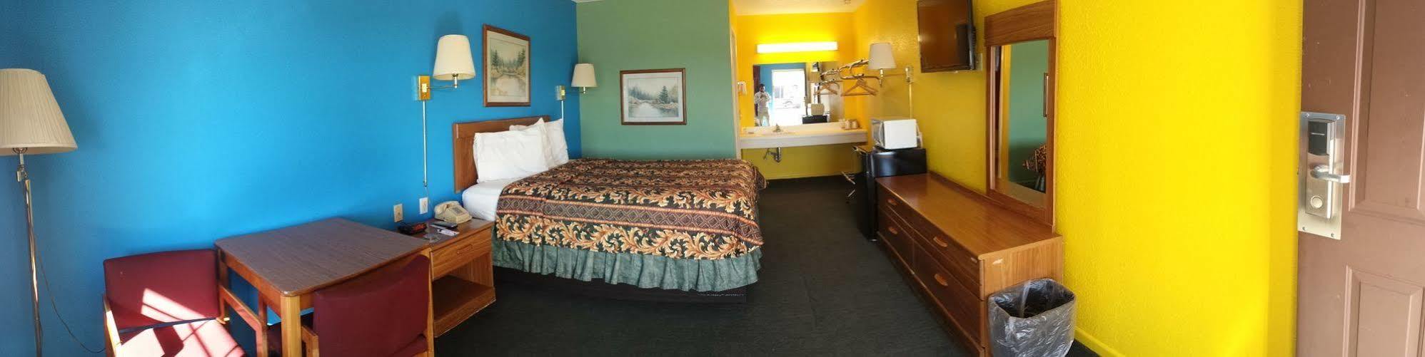 Morning Star Inn Anson Екстериор снимка