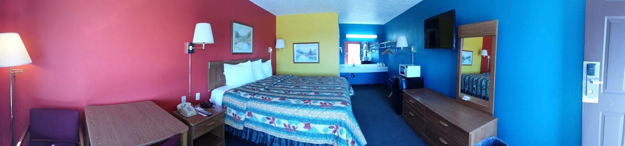 Morning Star Inn Anson Екстериор снимка